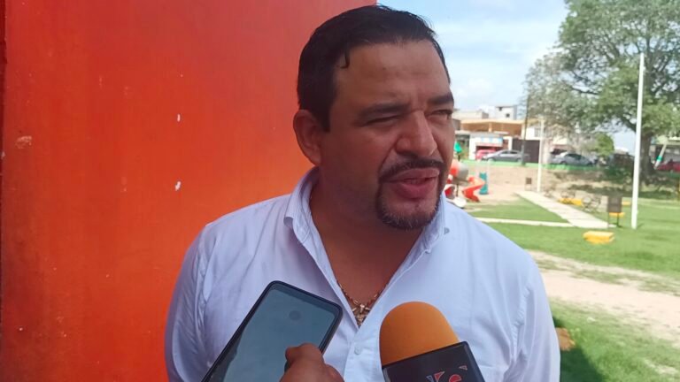 ENTREGARÁ EL DIF DE EL HIGO UNIFORMES ESCOLARES GRATUITOS