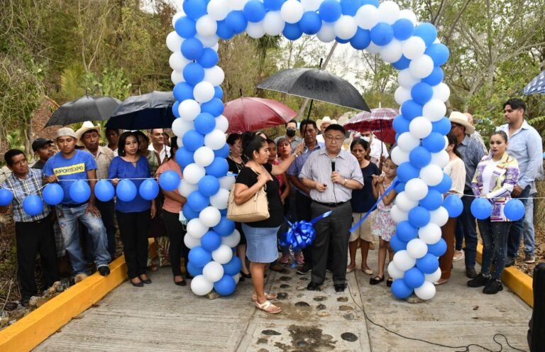 Entrega ayuntamiento obra en La Morita Tametate