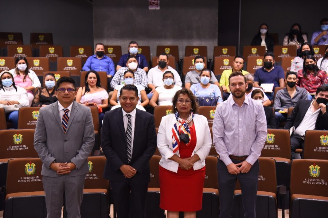 <strong>Capacitan Congreso y Orfis a autoridades municipales electas</strong>