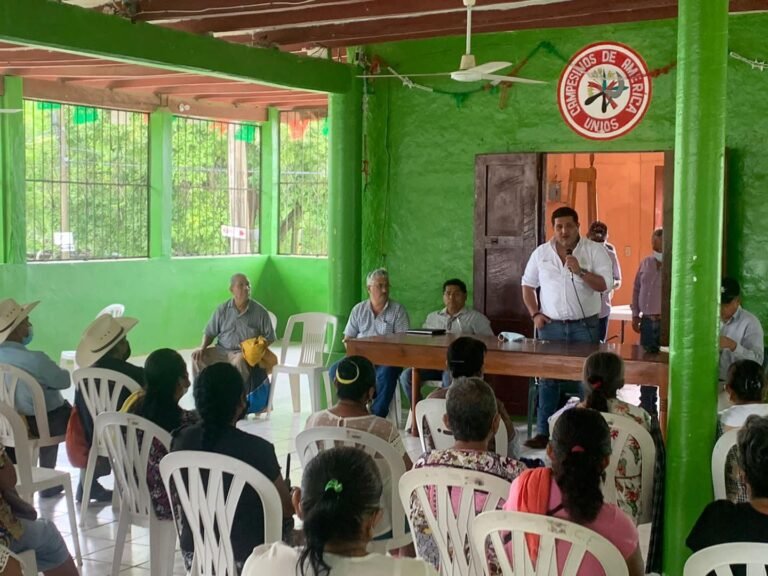 SE REUNE ALCALDE CON AUTORIDADES EJIDALES