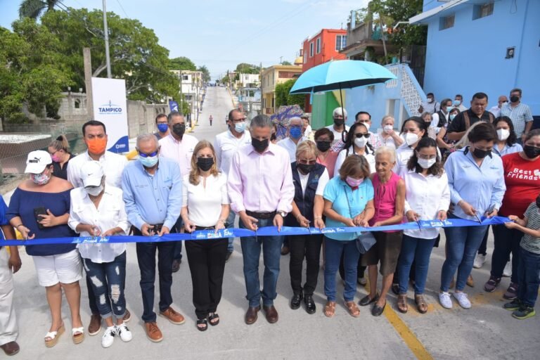 Cumple Chucho Nader Con Más Obras de Pavimentación
