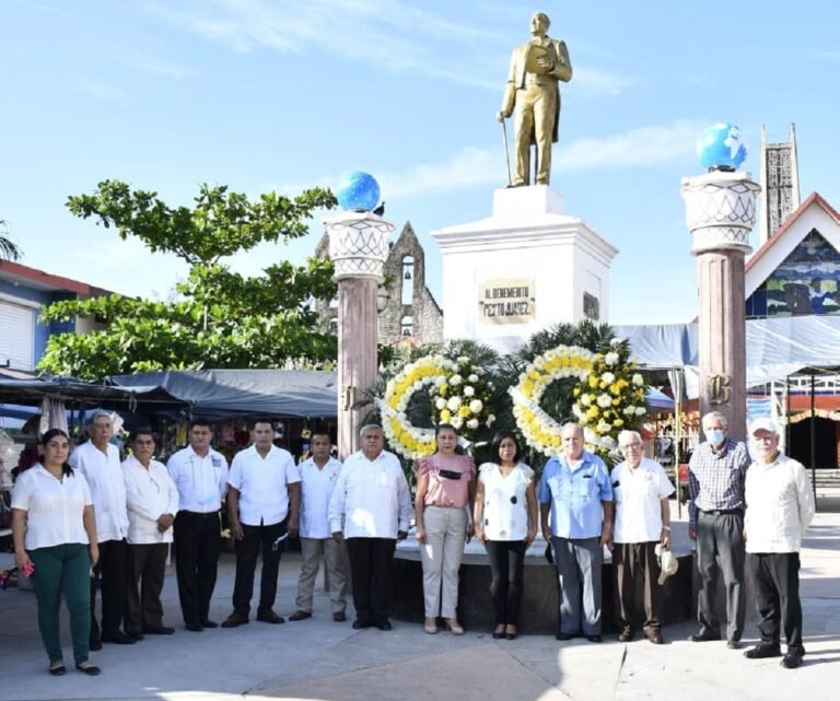 Conmemoran aniversario luctuoso de Benito Juárez