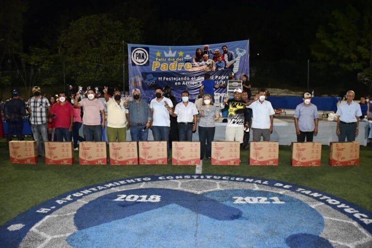 El PAN en Tantoyuca festeja a los papás