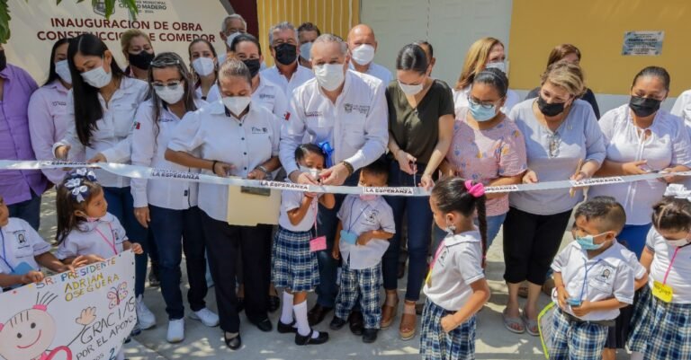 Por la niñez, seguiremos dándolo todo: Adrián Oseguera