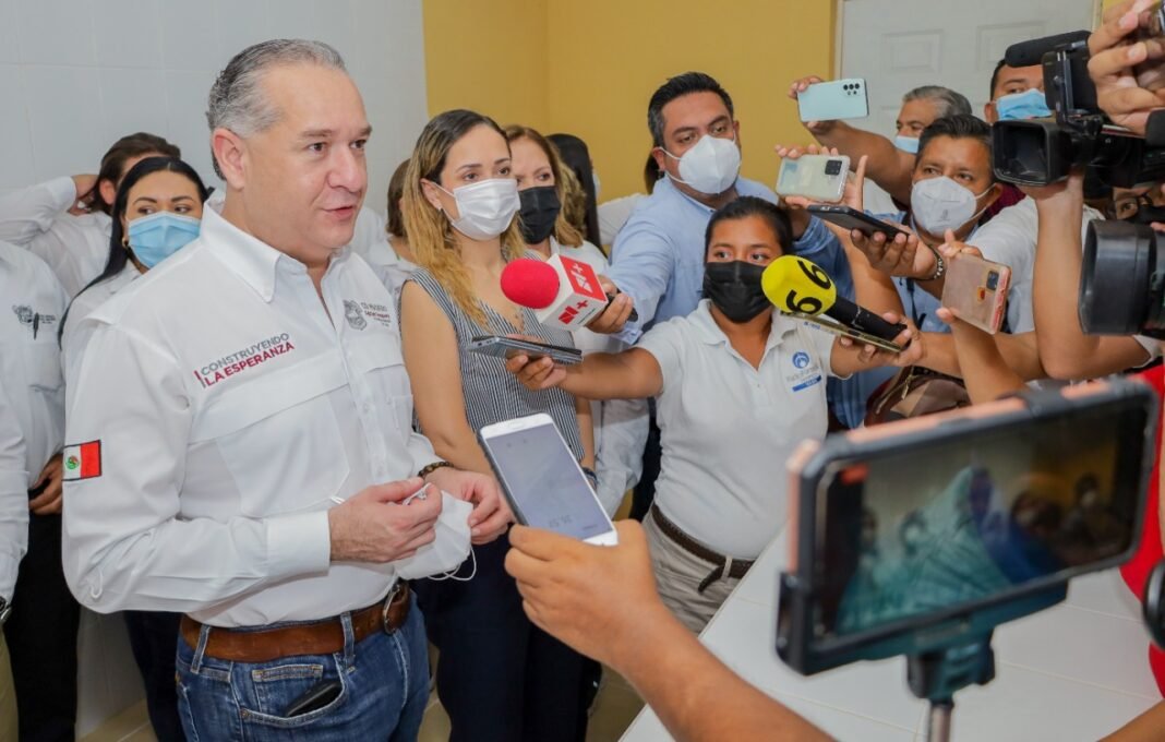 Pone en marcha Adrián Oseguera transporte escolar gratuito