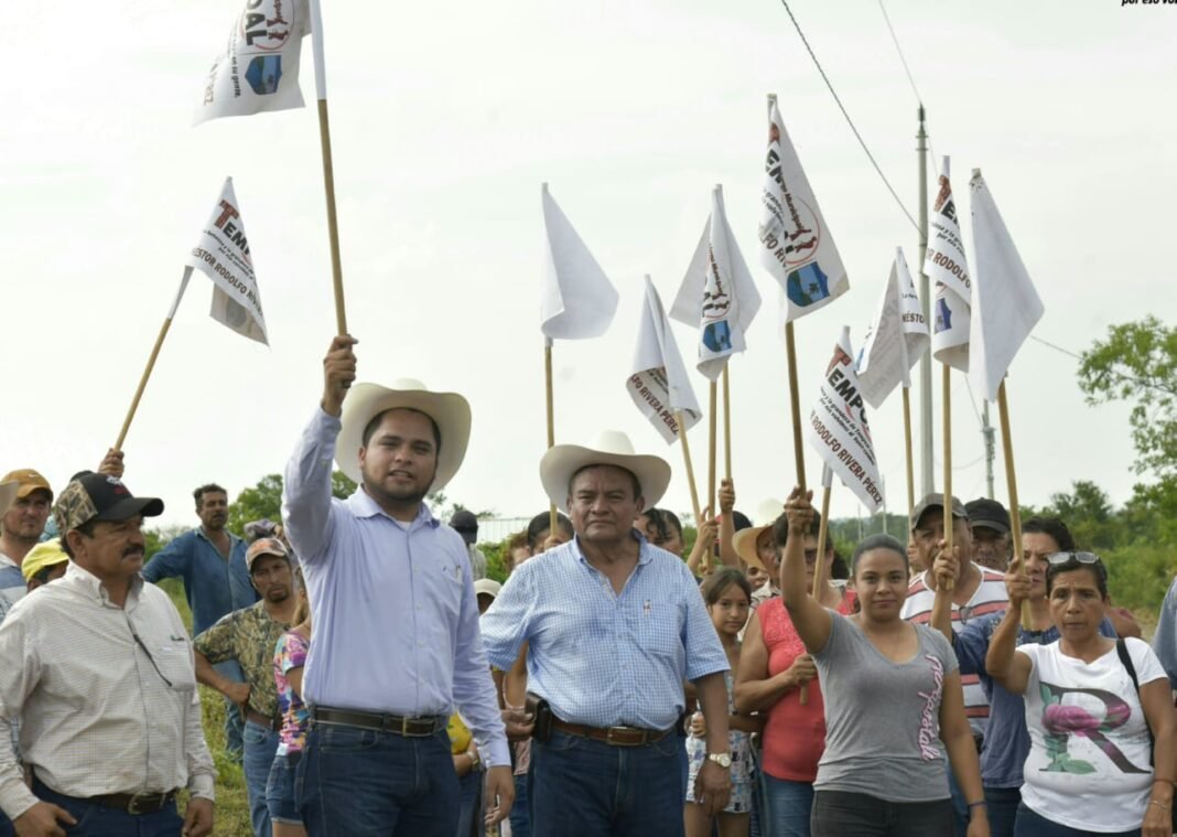 MEJORAN VIAS DE COMUNICACIÓN EN TEMPOAL