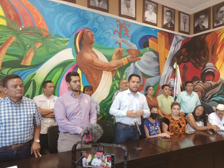 CAEV Y MUNICIPIO COMPROMETIDOS A SOLUCIONAR EL PROBLEMA  DEL AGUA EN TEMPOAL