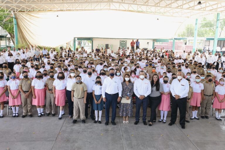 Inaugura Gobernador inicio de ciclo escolar 2022-2023