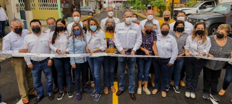 Reconocen vecinos maderenses acciones del Gobierno de Adrián Oseguera