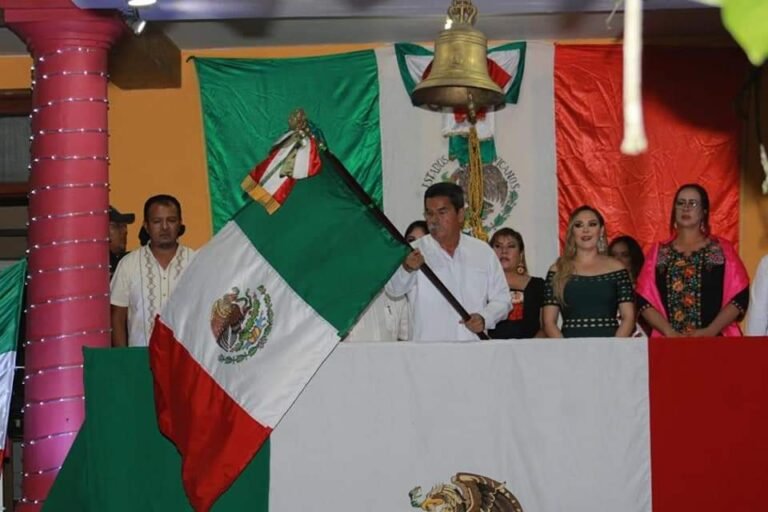 BRILLANTE CELEBRACION DEL 212 ANIVERSARIO DE LA INDEPENDENCIA 