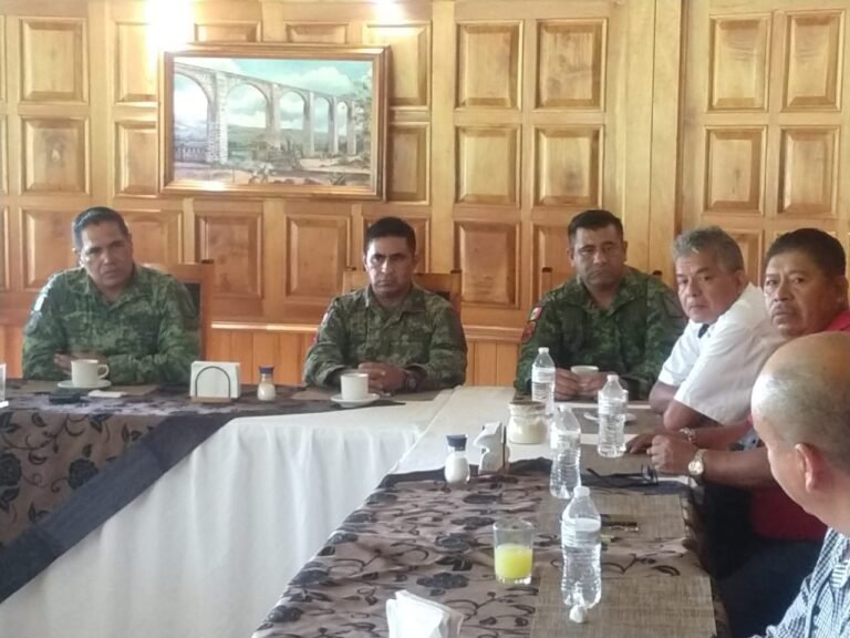 RECONOCE EL EJERCITO LA LABOR DE MEDIOS DE COMUNICACION 