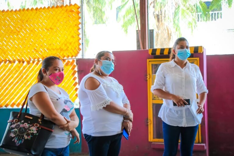 GESTIONA ALCALDE REPARACION DE UN KINDER EN EL HIGO 