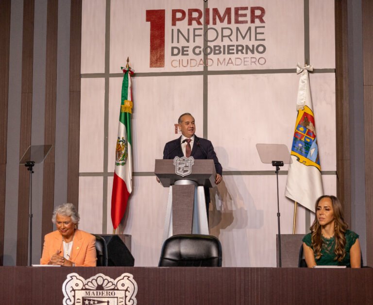 Con Hechos, Rinde Adrián Oseguera su 1er Informe de Gobierno