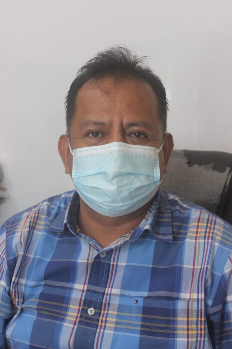 Apoyan a ciudadanos sin electricidad con los reportes a la CFE