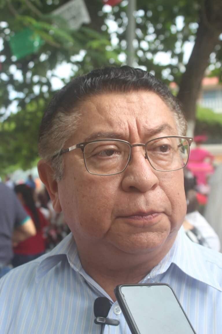 Jesús Guzman Avilés le apuesta a la educación