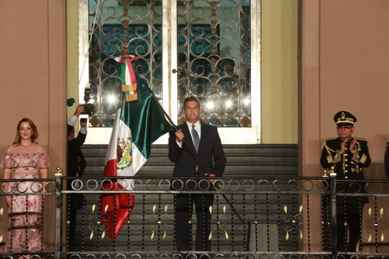 Conmemoran Gobernador Cabeza de Vaca y tamaulipecos el Aniversario 212 del Inicio de la Independencia