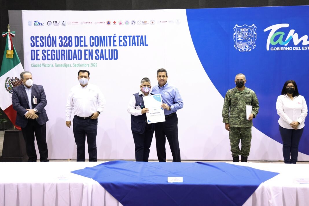 Reconoce Gobernador Cabeza de Vaca a sociedad y autoridades por manejo de la pandemia