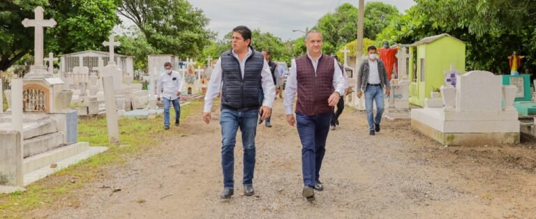 Gobierno de Adrián Oseguera alista panteones municipales