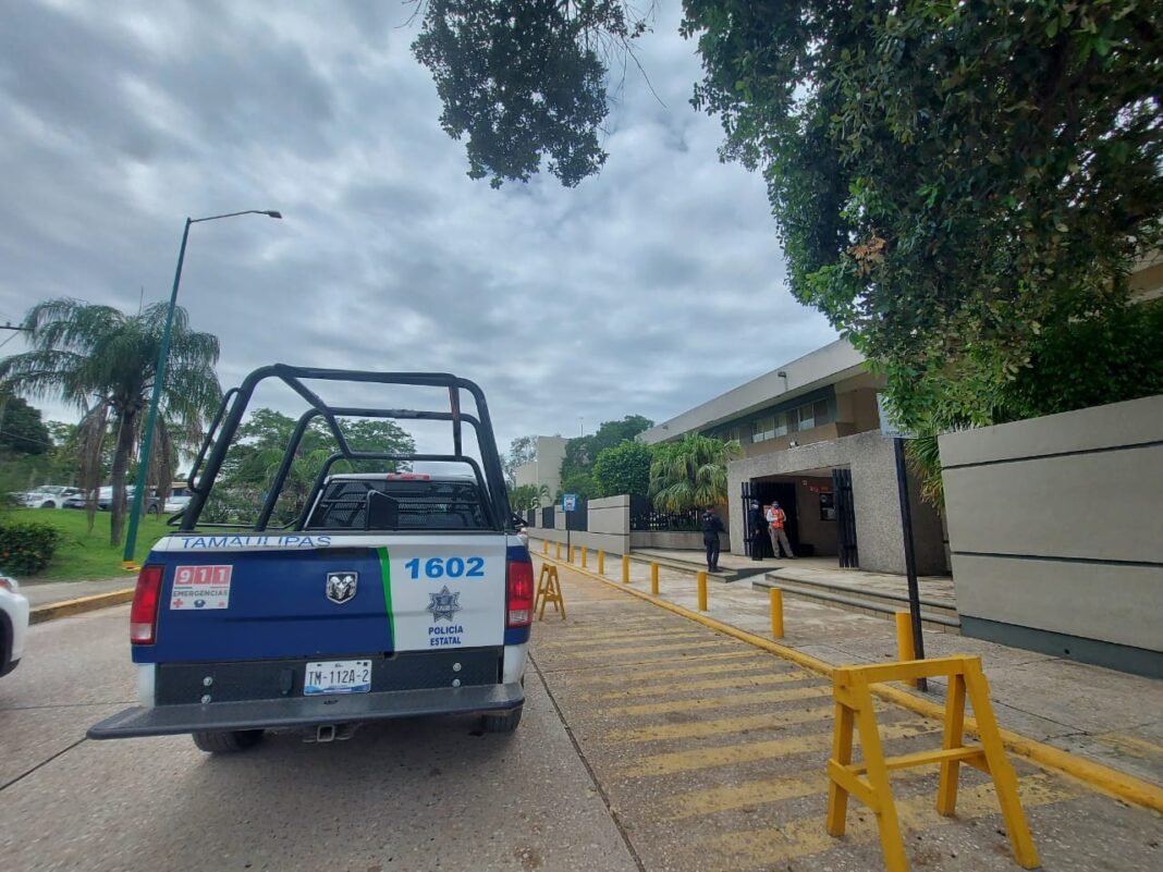 Rumor de sujeto armado causa alarma en el IEST