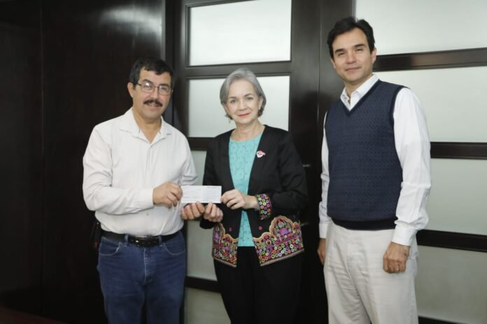 DIF-008-2022.-Recibe-DIF-Tamaulipas-donativo-de-empresarios-y-productores-del-campo-1