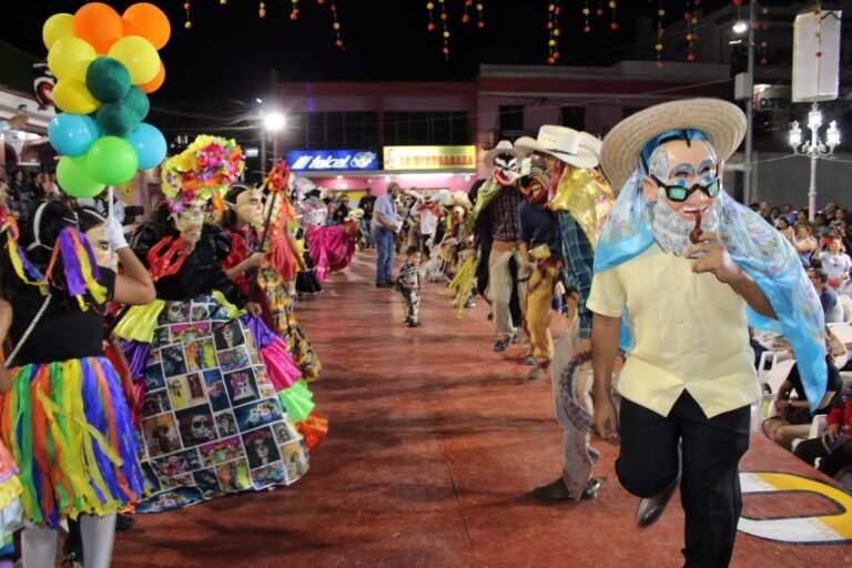 DESBORDANTE ENTUSIASMO EN EL FESTEJO DE XANTOLO 2022 