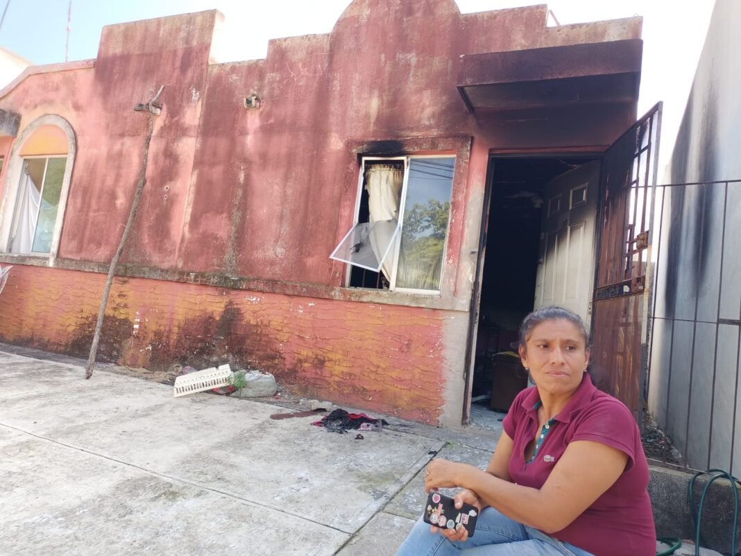 Enojado porque su expareja no quiso hablar con él, le quema su casa en fracc. Arboledas