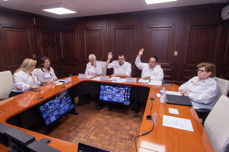 Asamblea de la UAT aprueba nuevos posgrados y reformas en reglamentos