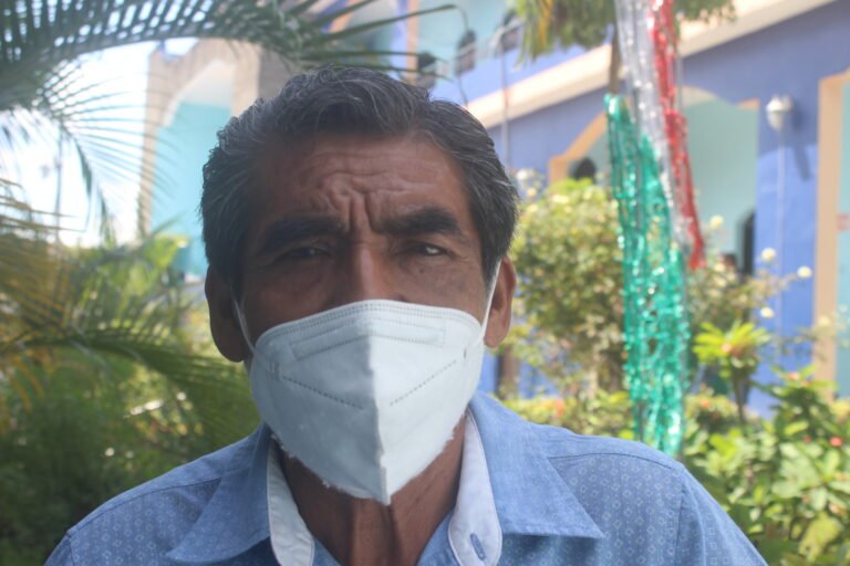 Chucho Guzmán le cumple la zona rural con obras prioritarias