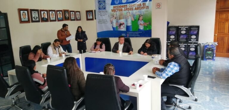 Ayuntamiento de Tantoyuca organiza un bazar navideño