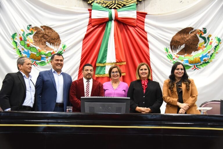 Integran Morena, PAN y PRI Mesa Directiva del Segundo Año de Labores