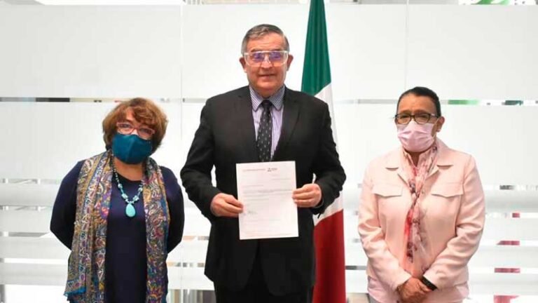 Titular de la ASIPONA Veracruz…Un Corrupto!!!