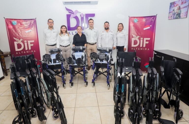 INDUSTRIA PRIVADA Y DIF ALTAMIRA ESTRECHAN LAZOS DE AMISTAD CON DONACIÓN DE SILLAS DE RUEDAS