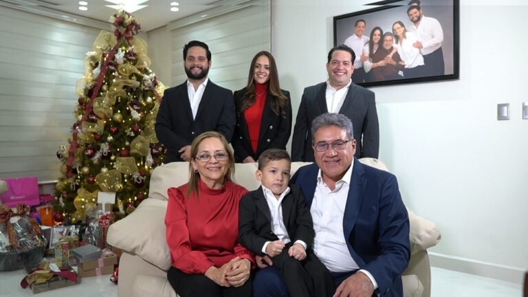 DESEA ARMANDO MARTÍNEZ MANRÍQUEZ UNA FELIZ NAVIDAD A LOS ALTAMIRENSES
