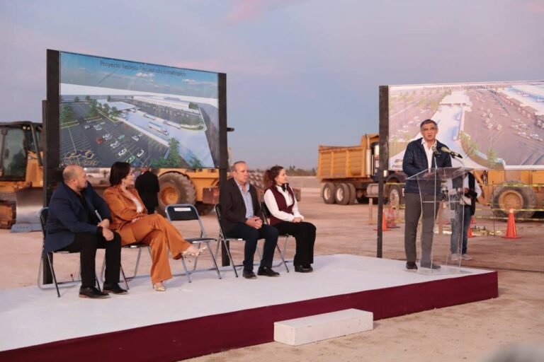Colocan primera piedra de Recinto Fiscal Estratégico en Nuevo Laredo