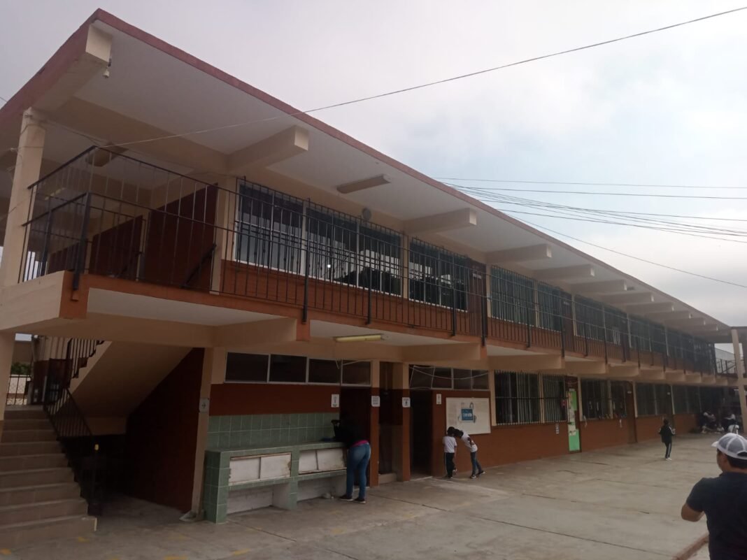 Sí Hubo Clases en Primaria Vandalizada de Madero