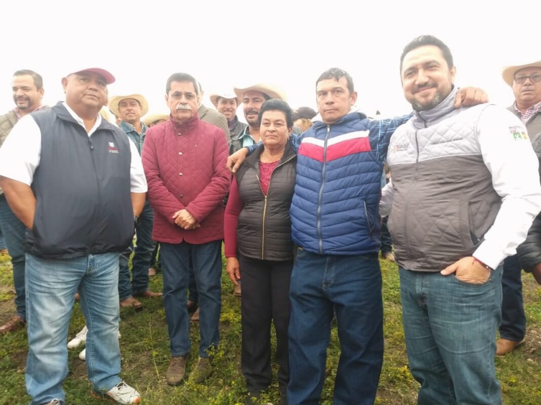 DIPUTADO FEDERAL DEFIENDE A ERIC CISNEROS BURGOS