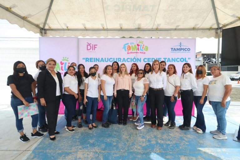 Reinauguran Chucho Nader y Aída Feres Centro CEDIF de la colonia Tancol