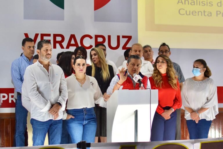 Gobierno de Cuitláhuac debe aclarar el destino de 9 mil 726 MDP; Marlon Ramírez