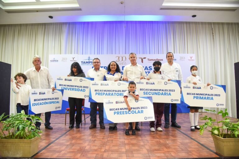 Encabeza Chucho Nader Nueva Entrega de Becas a más de 1,500 Alumnos Tampiqueños