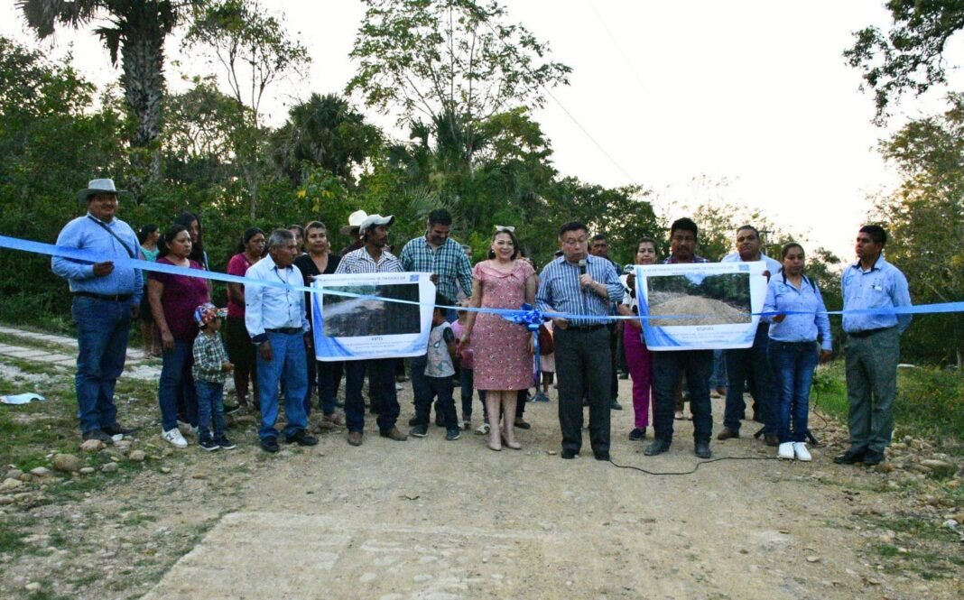 Imparable la entrega de obras en la zona rural de Tantoyuca