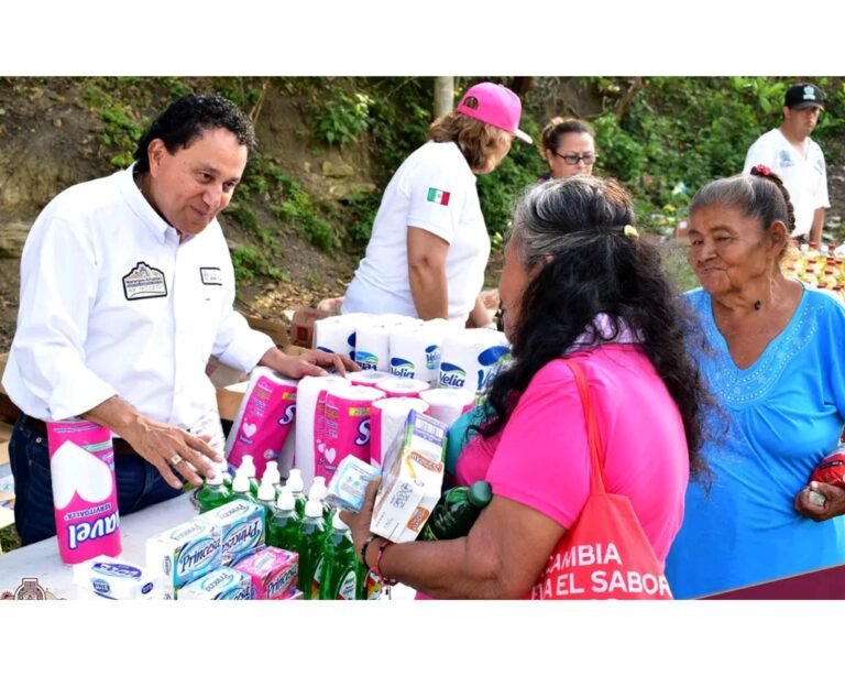 ENTREGAN DESPENSAS A FAMILIAS VULNERABLES DE NARANJOS