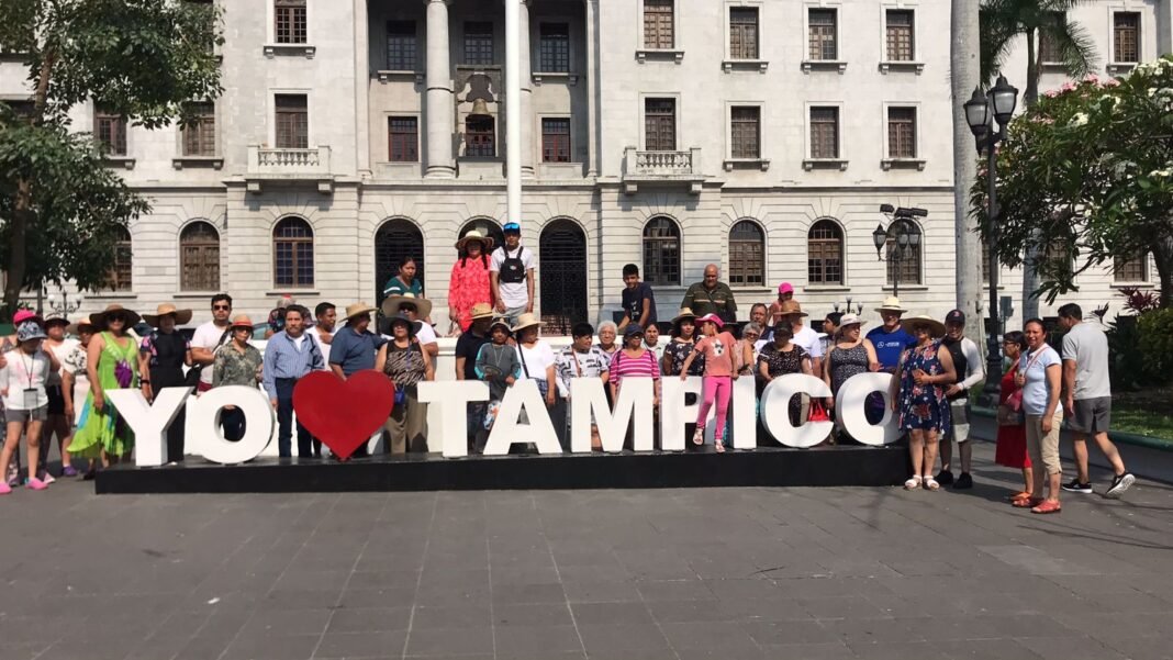 Miles de Familias Disfrutaron del Primer Fin de Semana Vacacional en Tampico