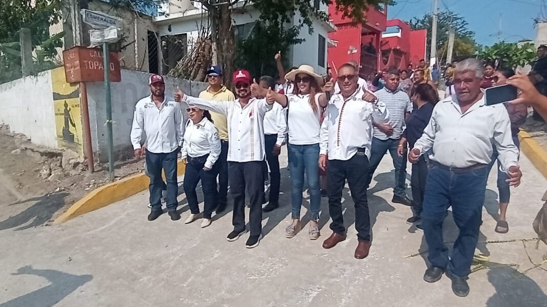ENTREGA VALERIA NIETO FLAMANTE OBRA DE PAVIMENTACIÓN
