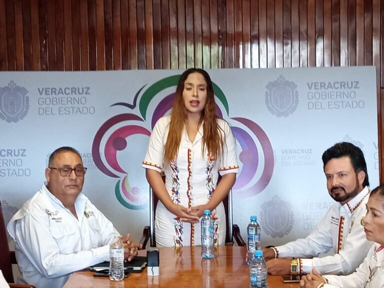 APRUEBAN CAMBIO DE NOMBRE OFICIAL A PUEBLO VIEJO