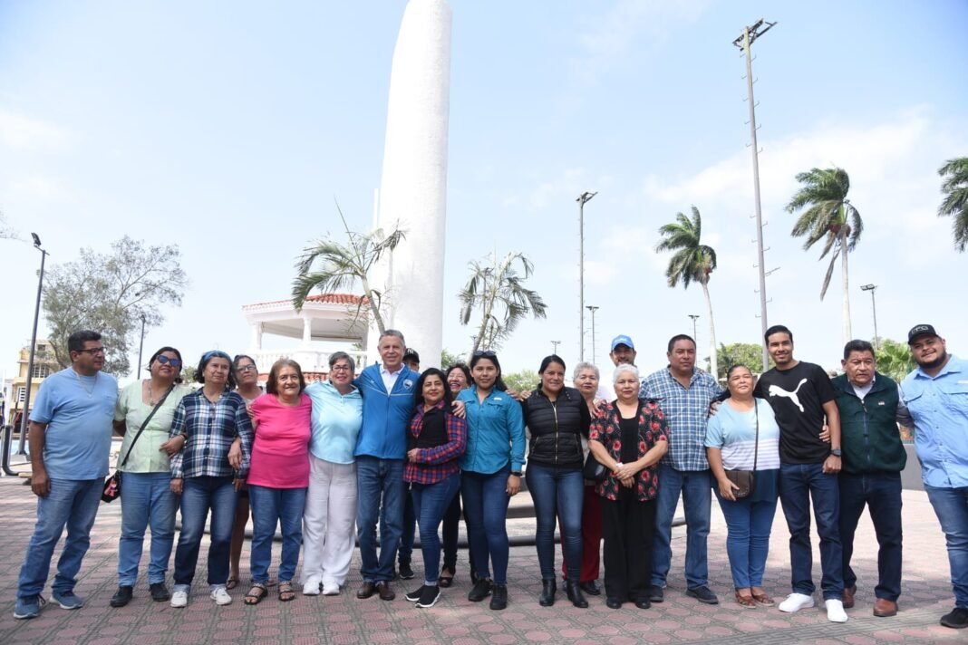 Entrega Chucho Nader Remodelación Integral de la Plaza del Golfo