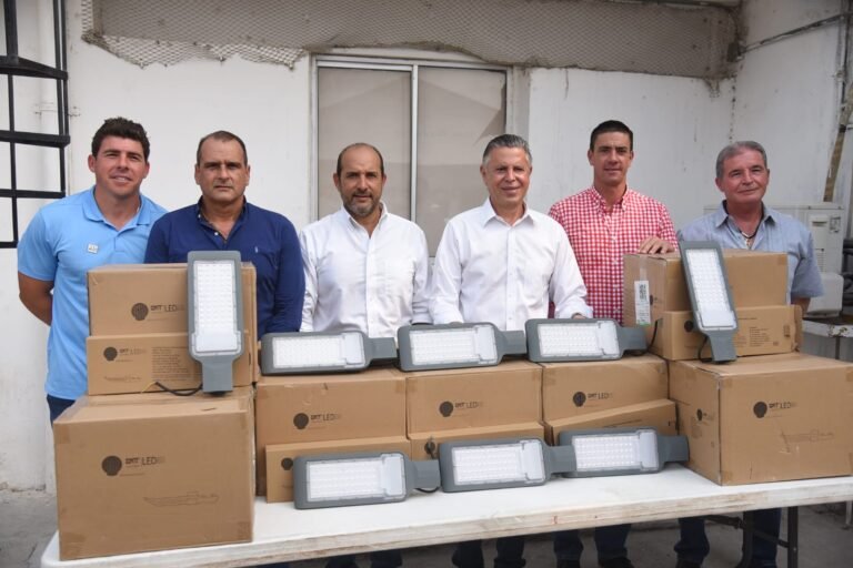 Tampico Brilla con Nuevas Luminarias