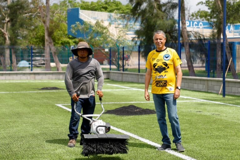Avanza reconfiguración del Legendario Campo Joaquín Badillo