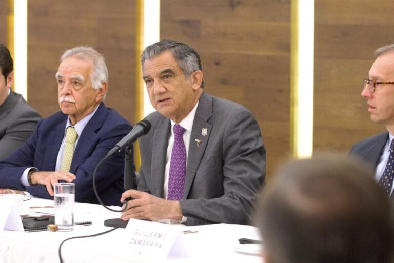 Expone Américo sus proyectos ante el CCE; le reconocen avances en seguridad