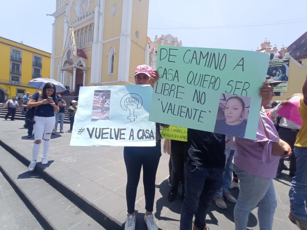 Familiares de policías desaparecidos en Veracruz piden a Gobernador su pronta localización
