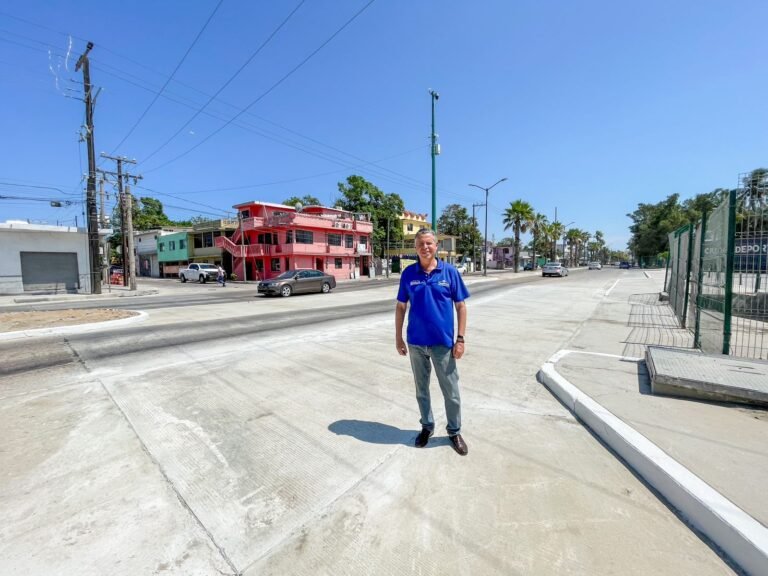 Entrega Chucho Nader Reconstrucción de Vados en el Bulevar Adolfo López Mateos